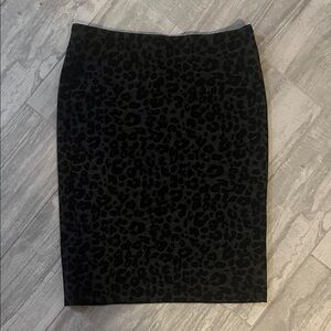 LOFT Chic Black Leopard Print Pencil Skirt